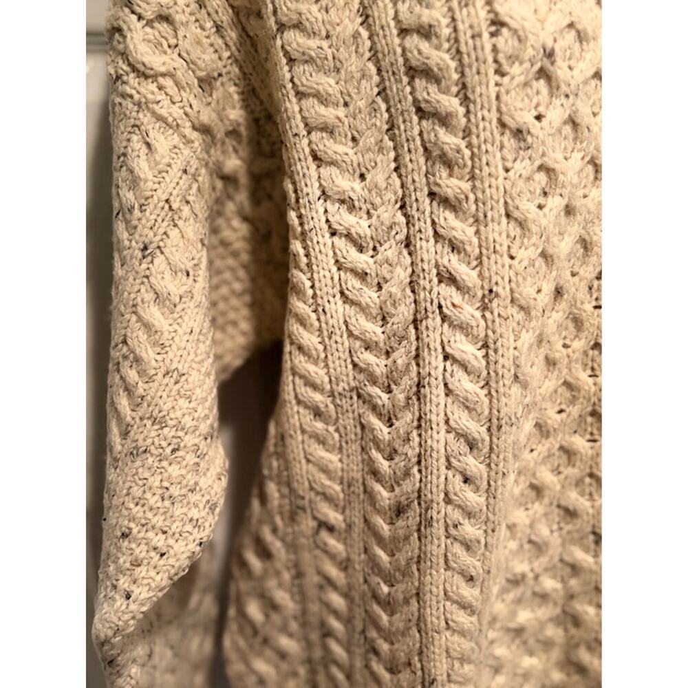 It’s Traditional ‘Tis Irish Aran Cable Knit Sweater Cream Wool Women’s Chunky M - Picture 5 of 7